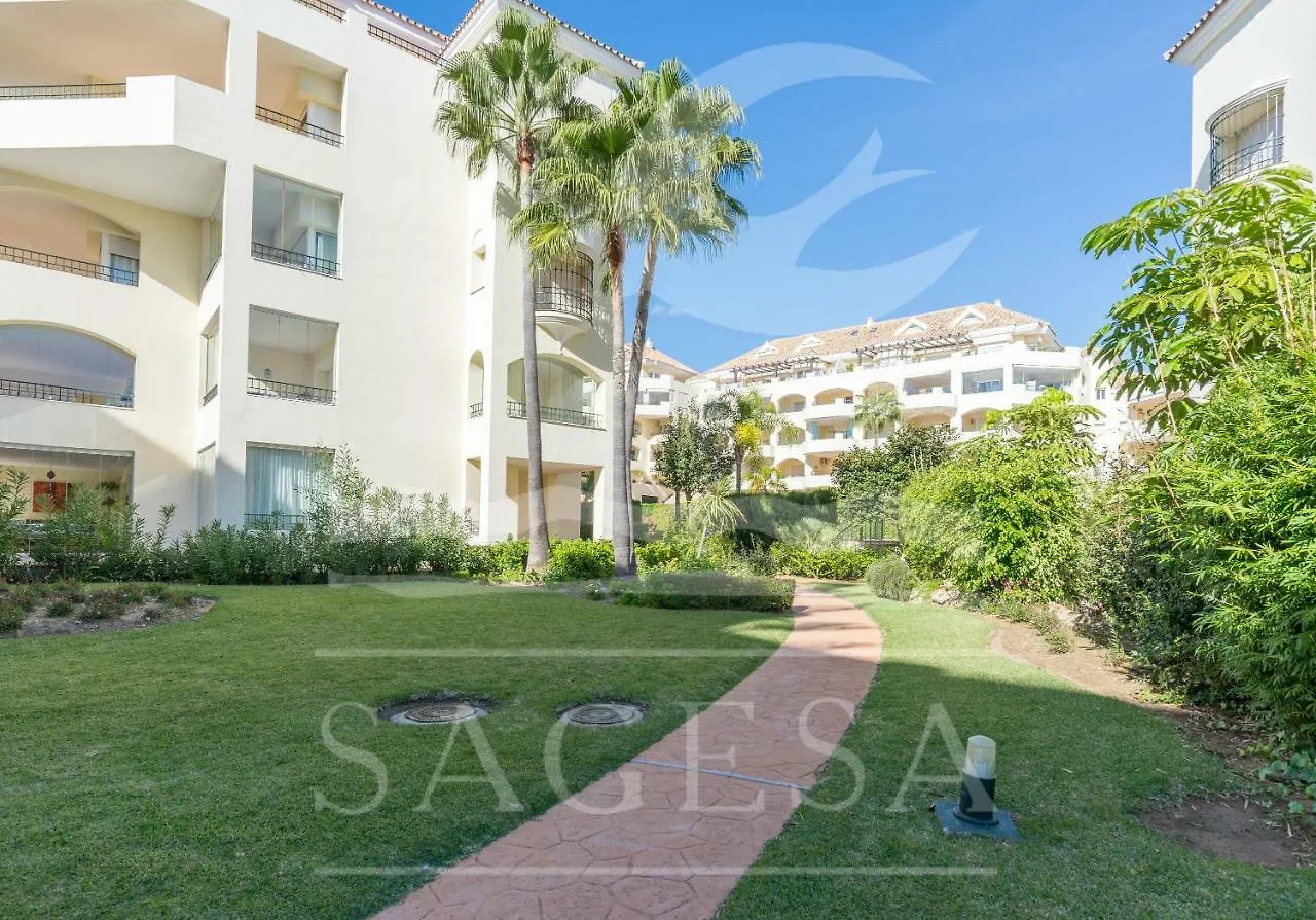Hacienda Playa Aparthotel Marbella 4*,