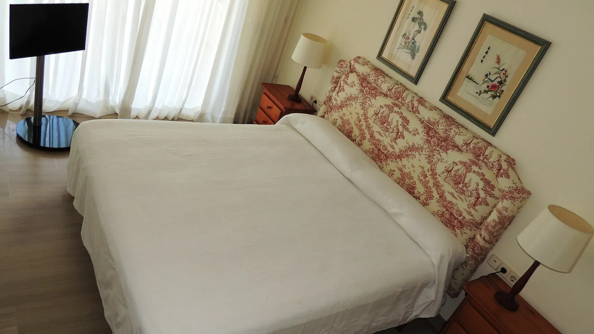 Hacienda Playa Aparthotel Marbella